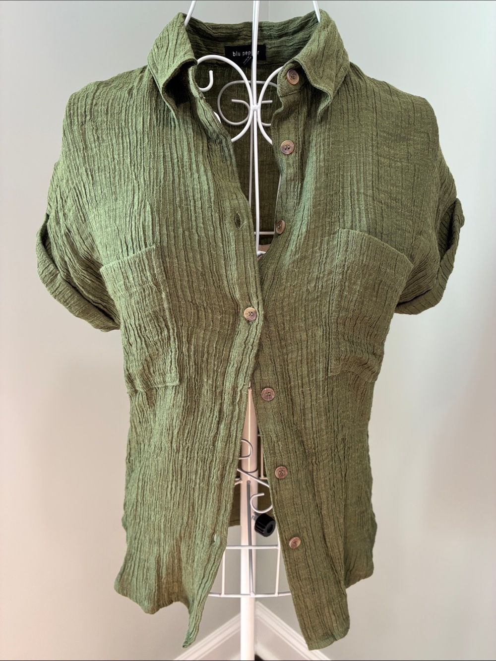 Blu Pepper Olive Green Crinkle Button-Down Shirt